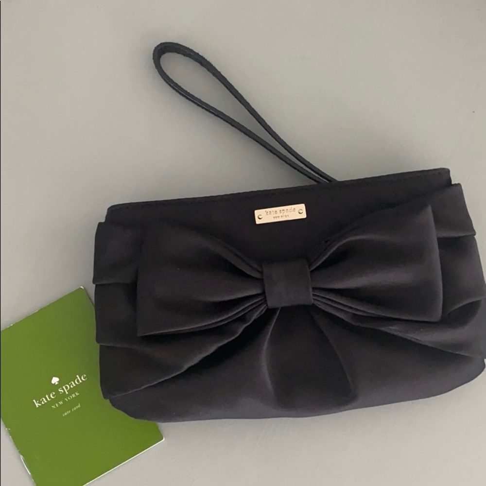 ♠️ Kate Spade Satin Wristlet